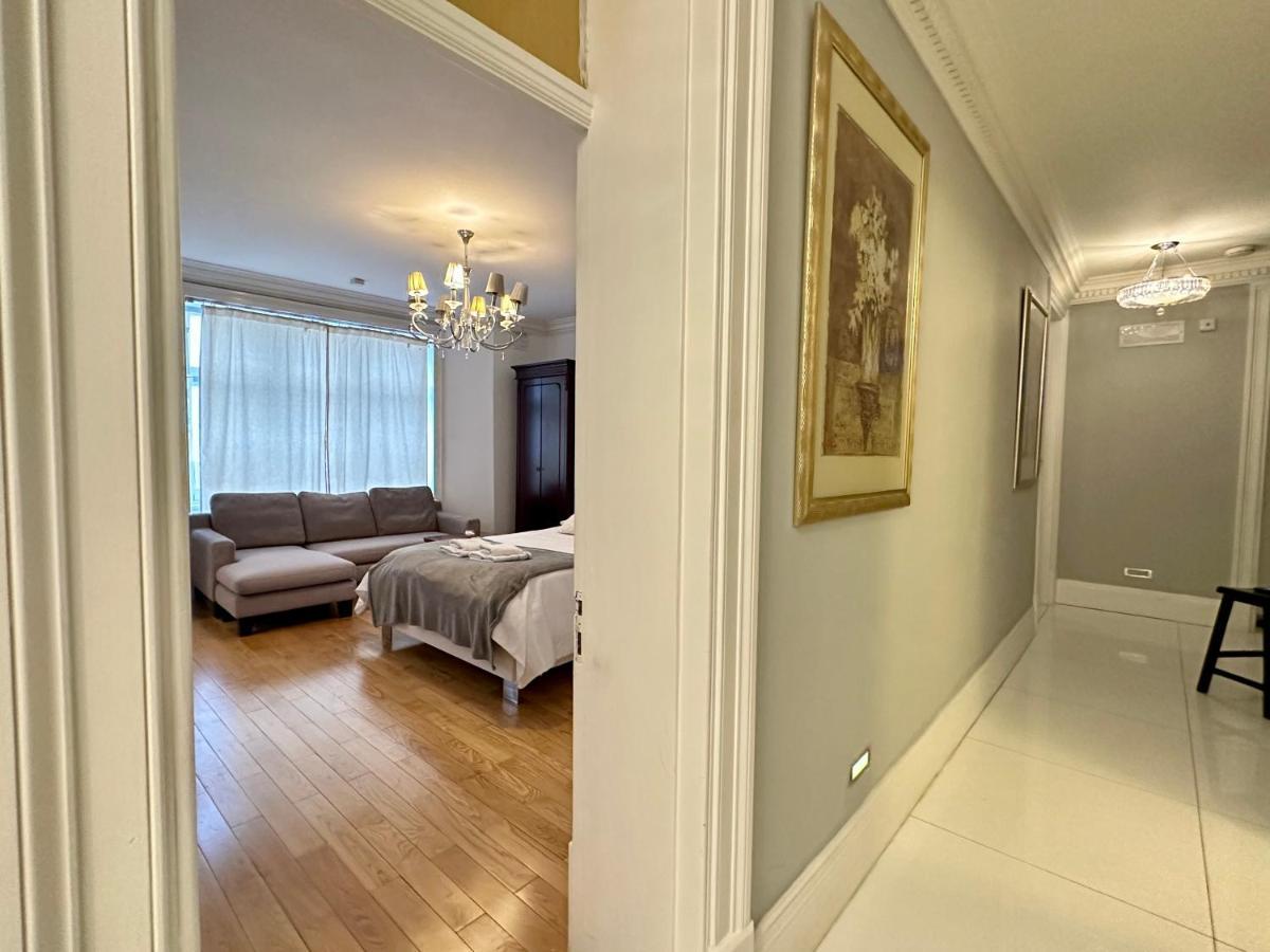 En & Private Bathroom, In Marylebone, Paddington #room Name Is Paris# Hospedagem domiciliar Londres