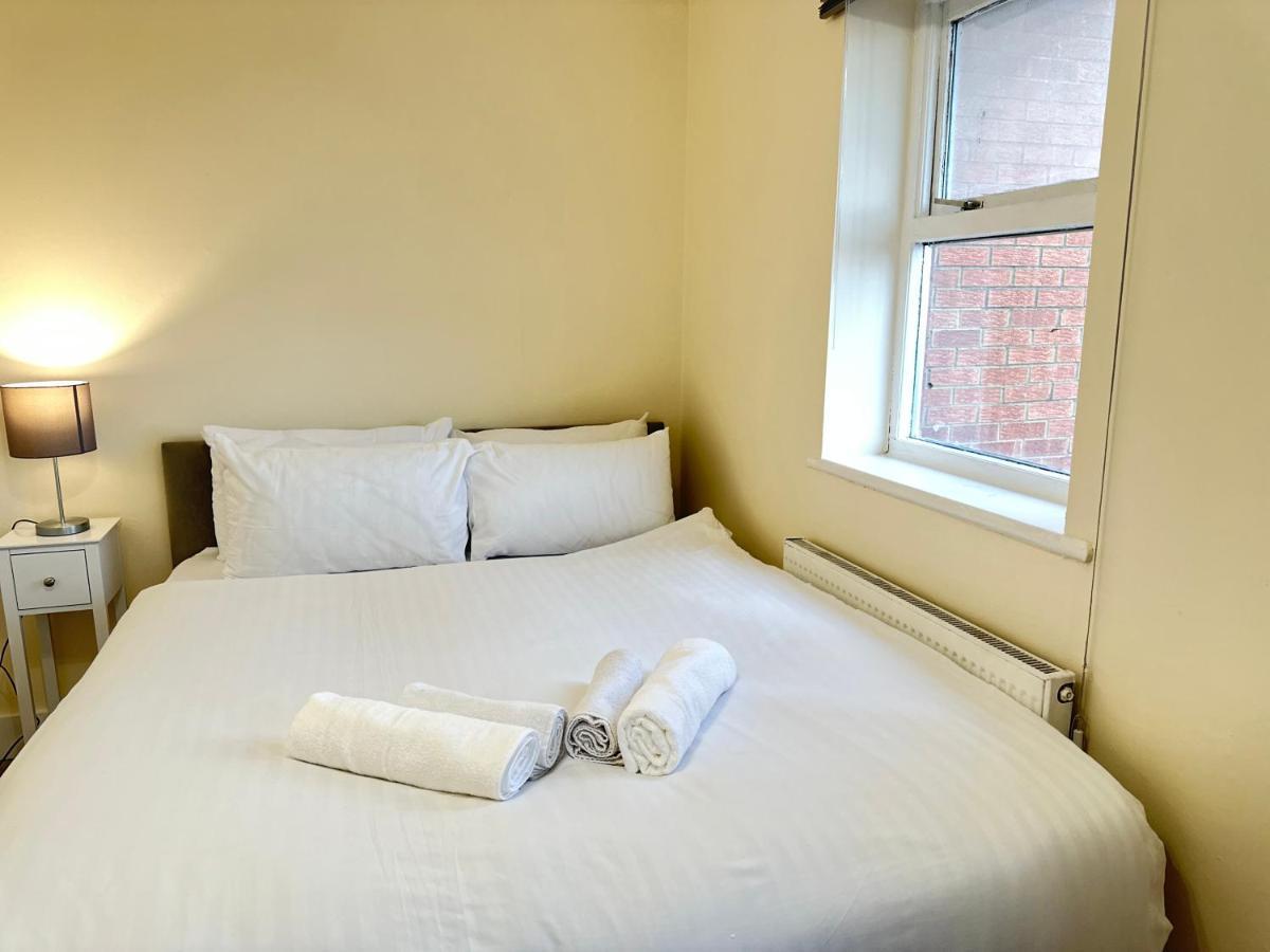 Apartamento Cosy Home, 10min Drv From Canary Wharf & Stratford