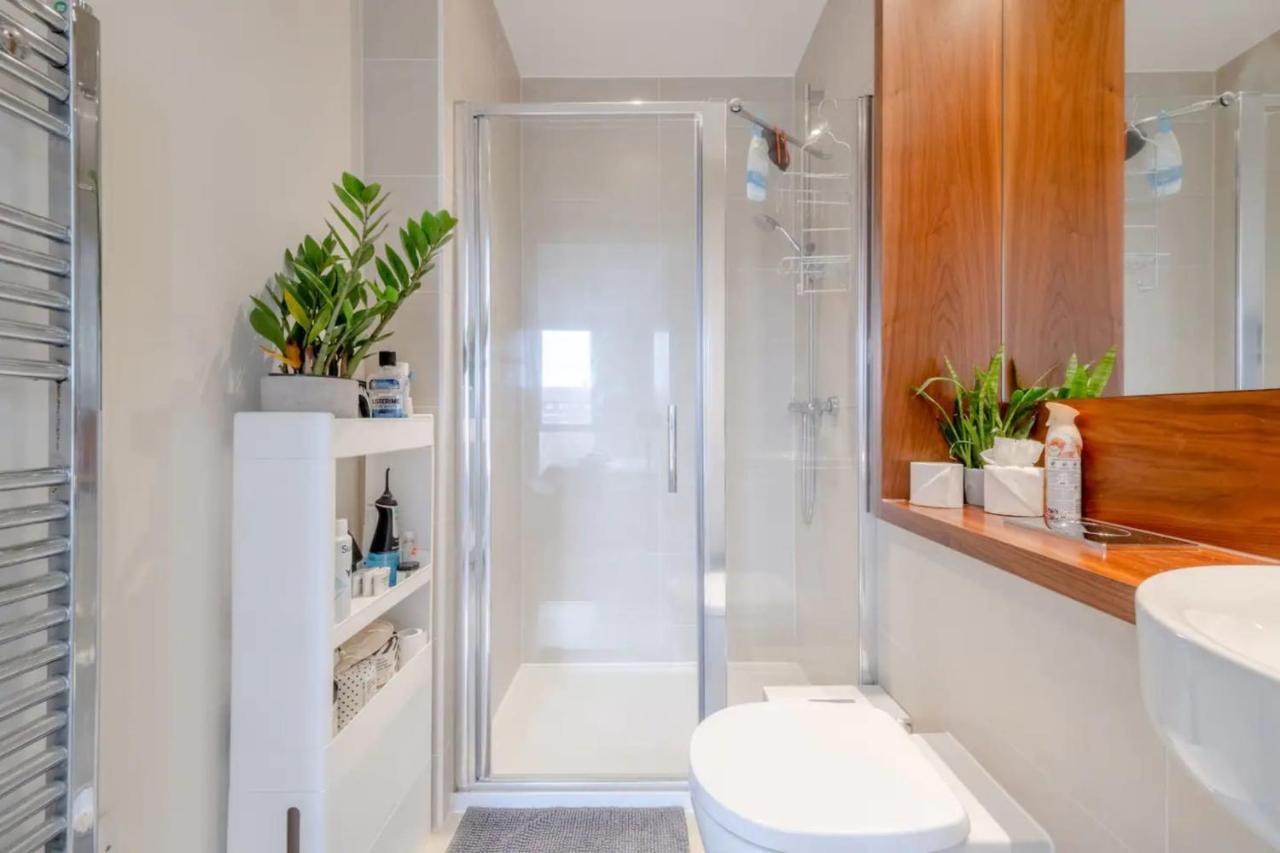 Modern 2 Bedroom Flat In Elephant And Castle Appartement *
