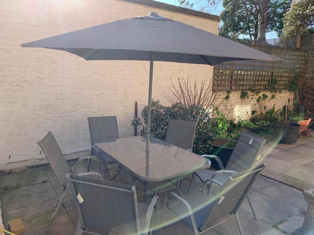 A Stunning 3 Bedroom House Londres