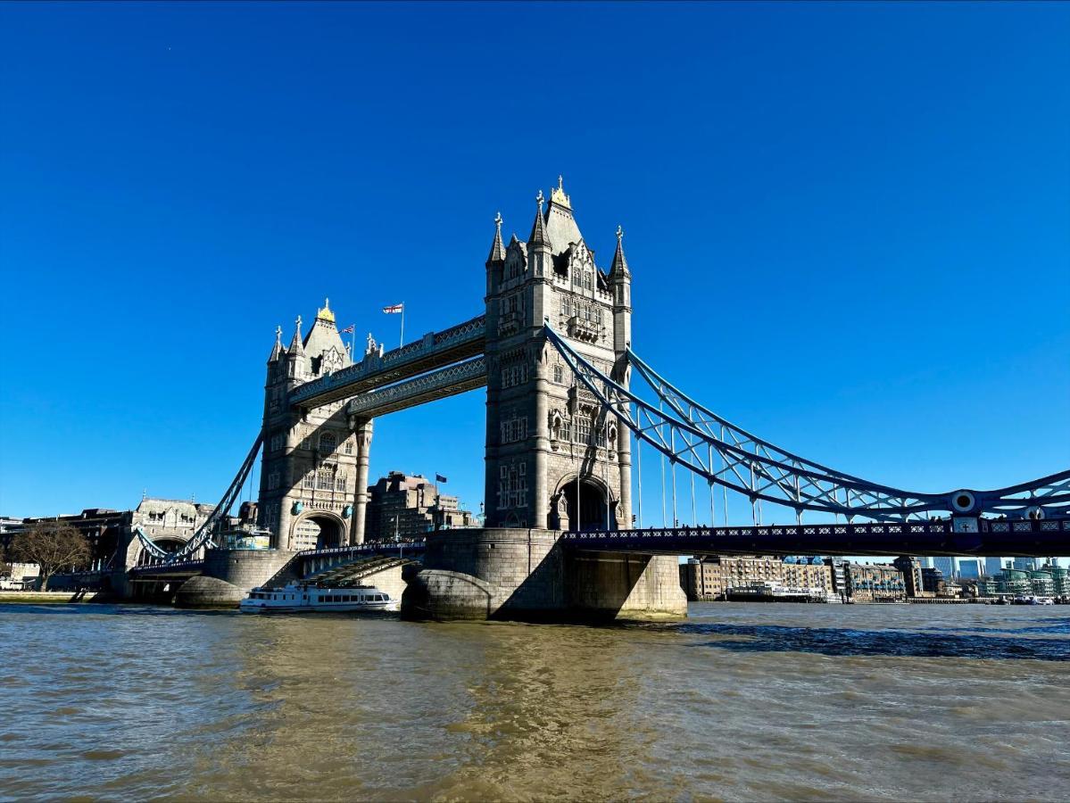 A Penthouse By Tower Bridge
