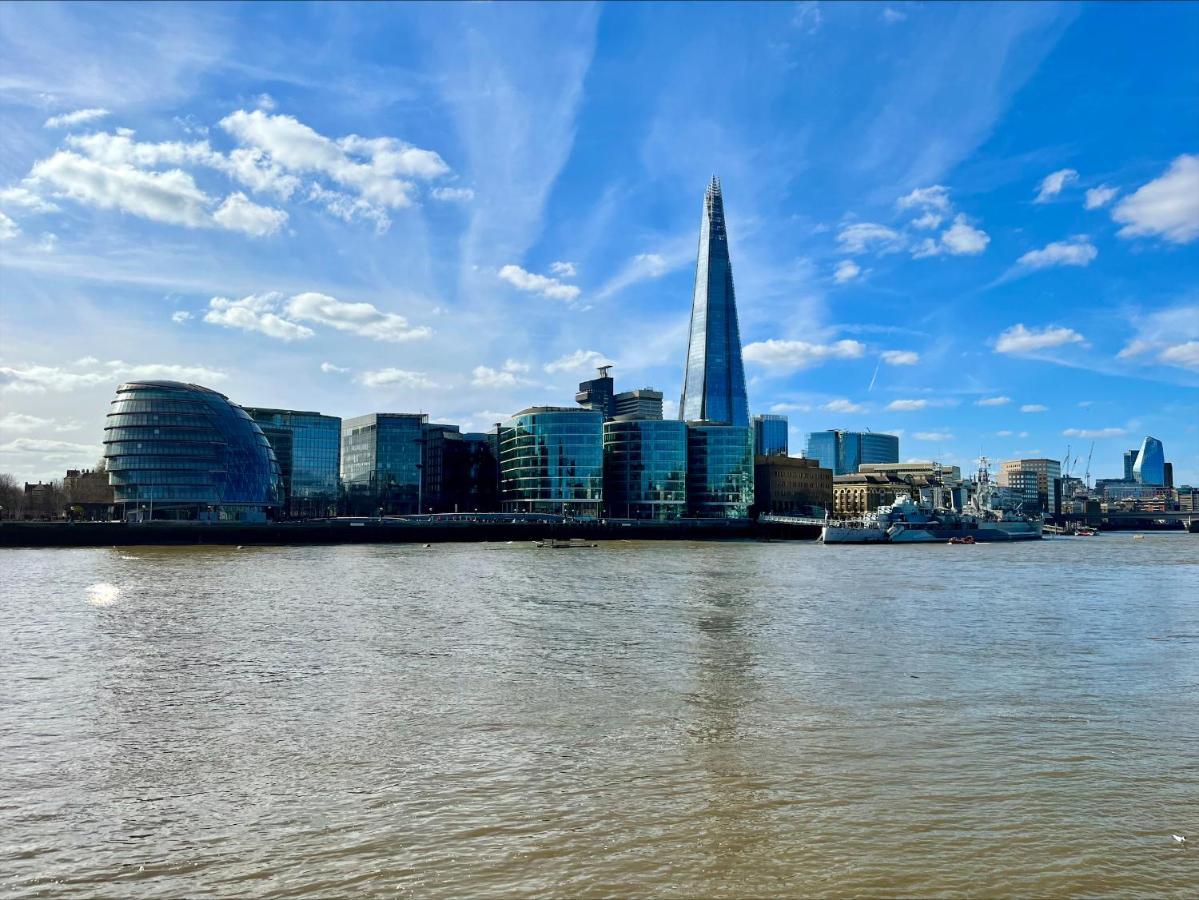 A Penthouse By Tower Bridge London