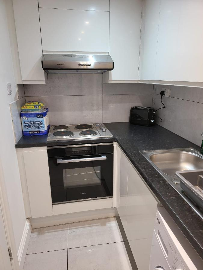 Fancy Basement Flat B Appartement Londres