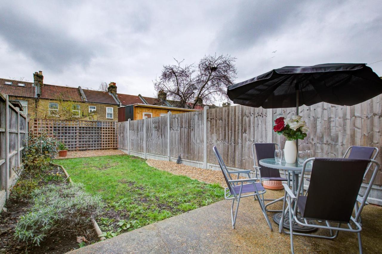 Statera - 2-bed House In Stratford Сasa de vacaciones *