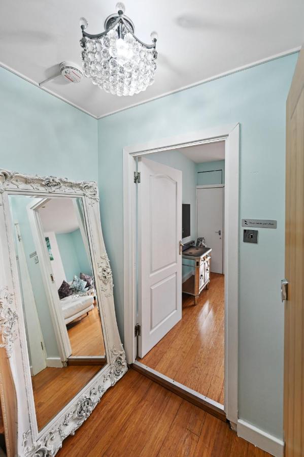 Hampstead Opulence - Luxurious Split Level Apartamento *