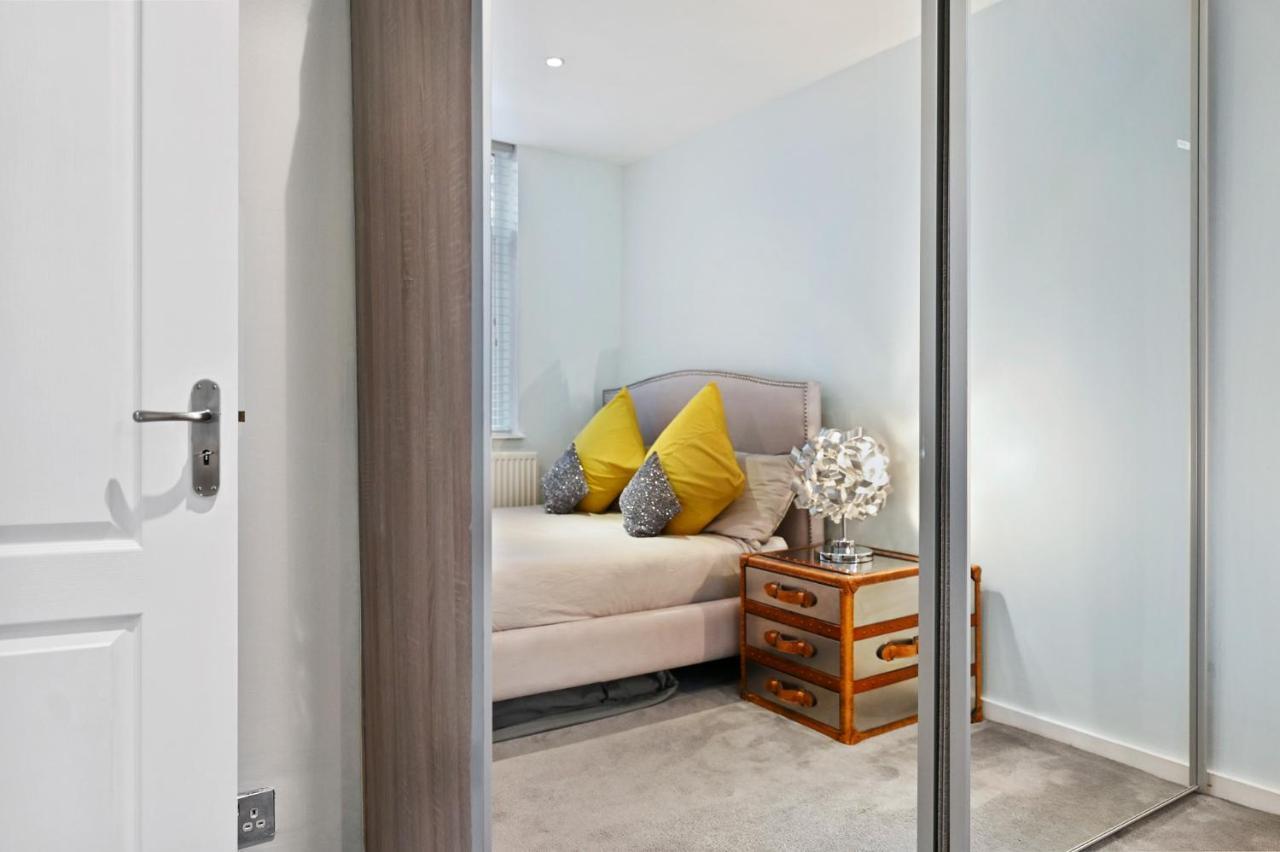 Hampstead Opulence - Luxurious Split Level Londres