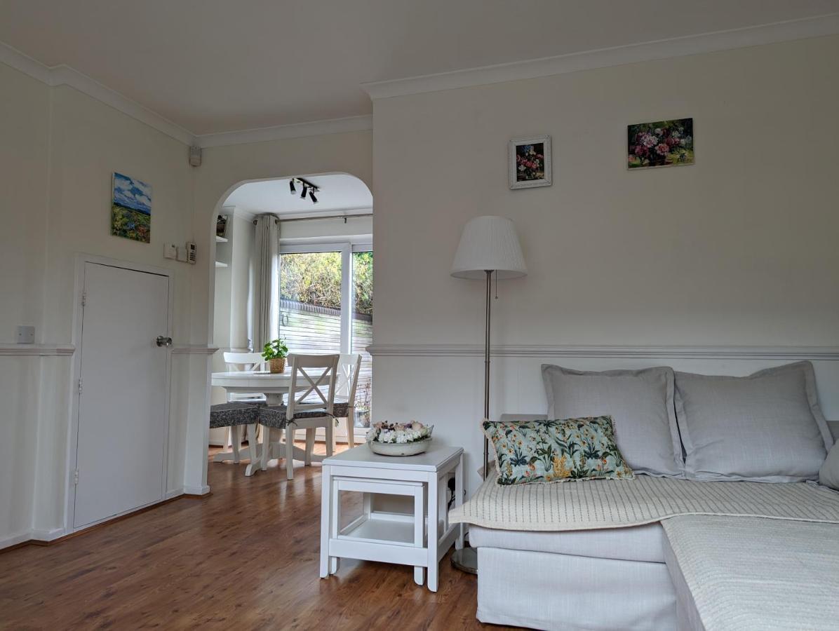 Cosy House With A Garden Vakantiehuis
