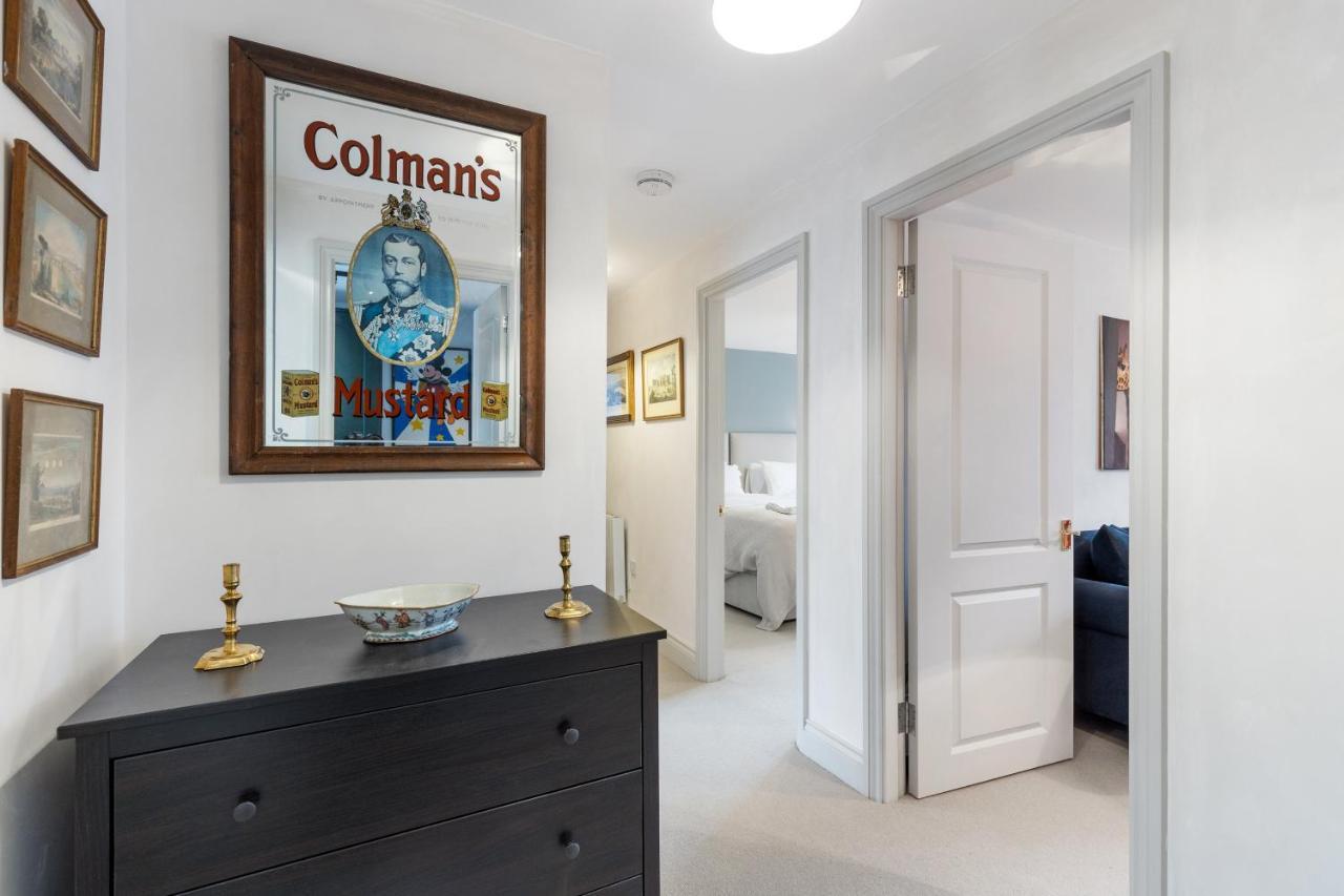 Bright & Cosy Gem ~ Battersea Park View ~ King Bed *