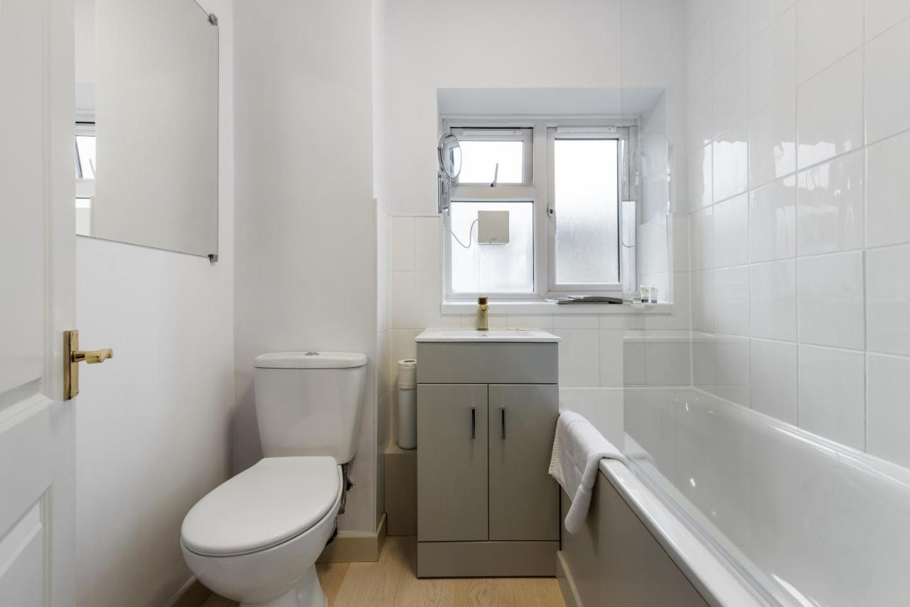 Apartamento Bright & Cosy Gem ~ Battersea Park View ~ King Bed