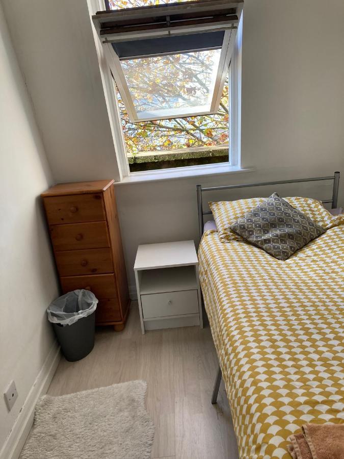 4 Bed Flat In Islington *