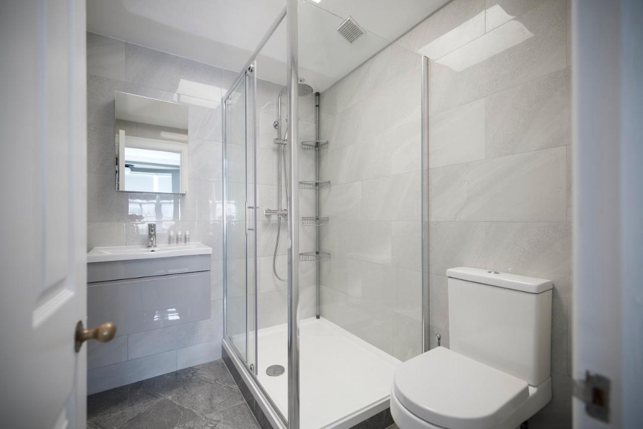 The South Kensington Wonder - Trendy 3bdr House With Garden Appartement *