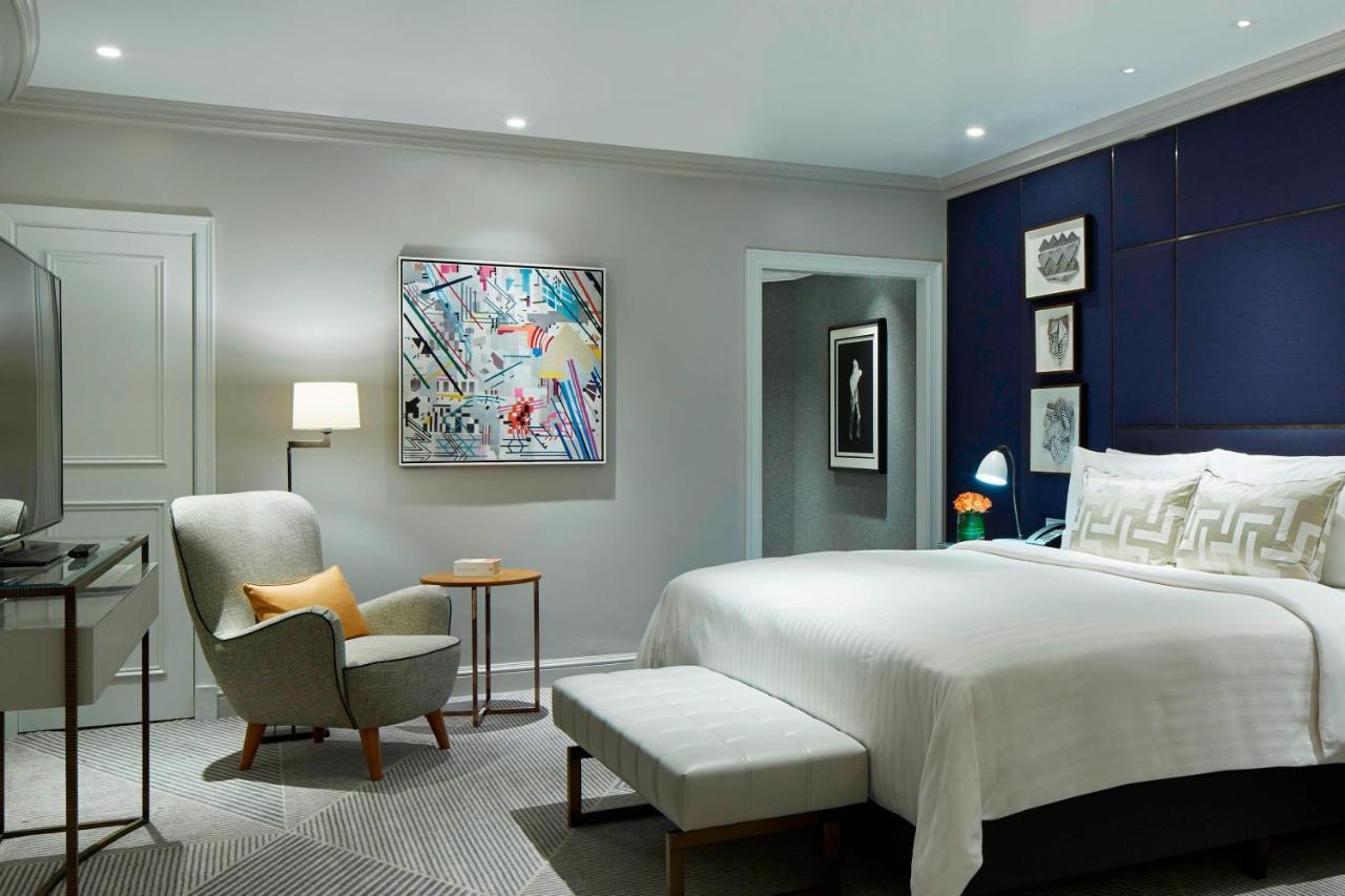 Marriott County Hall Hotel 5*