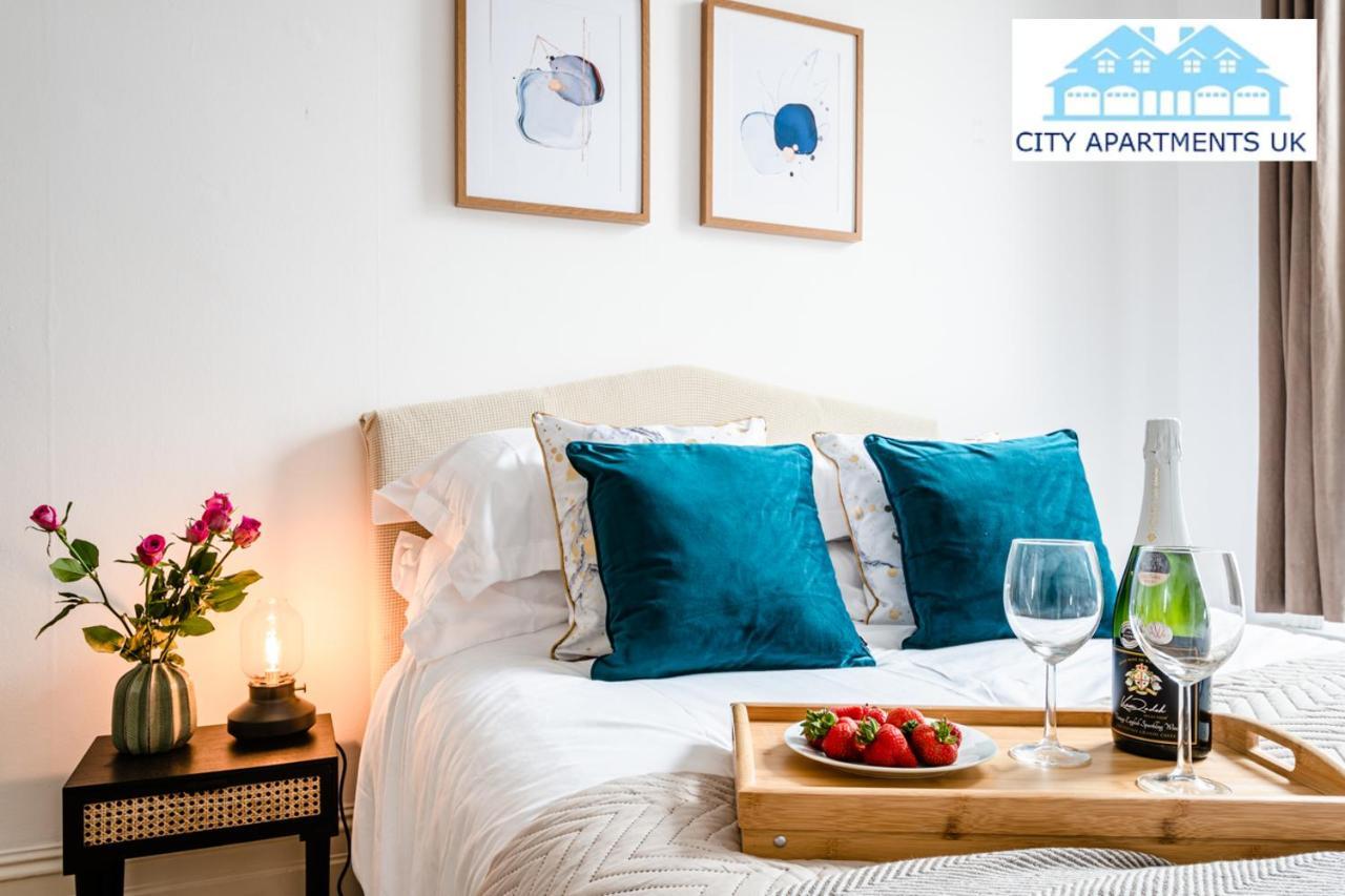 Charming 1 Bed Apt In Kensington - Free Tour Included By City Uk Short Lets Serviced * Londen