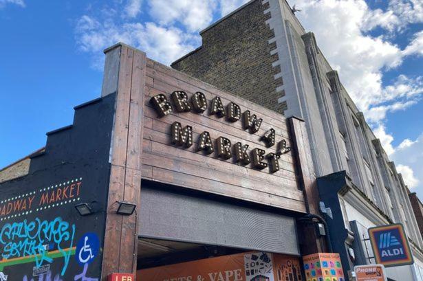 Great 4 Bedroom In Tooting * Londen
