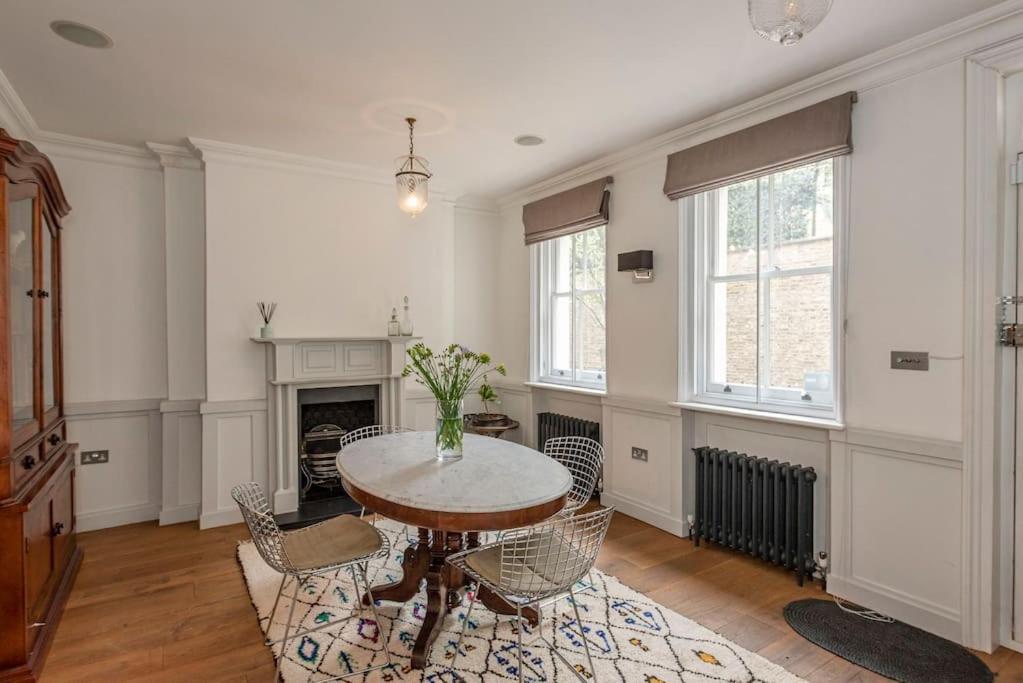 Appartement Stunning 3 Bed Townhouse In The Heart Of Mayfair *