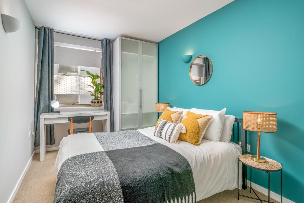 Apartment 2 Bedroom With Park Views Shoreditch *