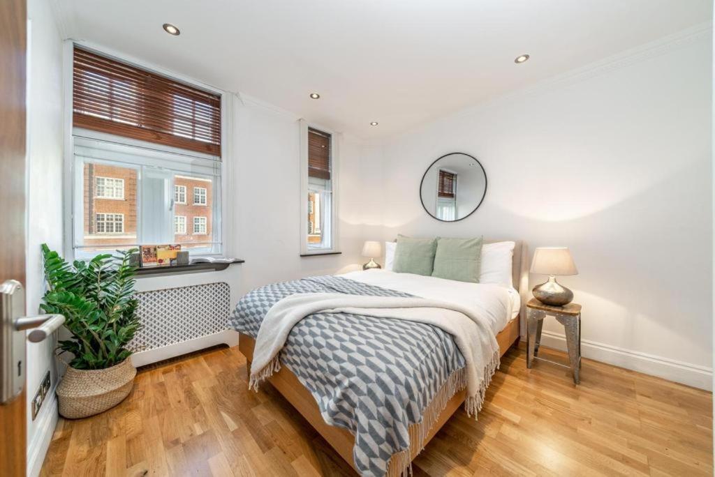 Kensington High Street Flat 2 Bedroom * Londres