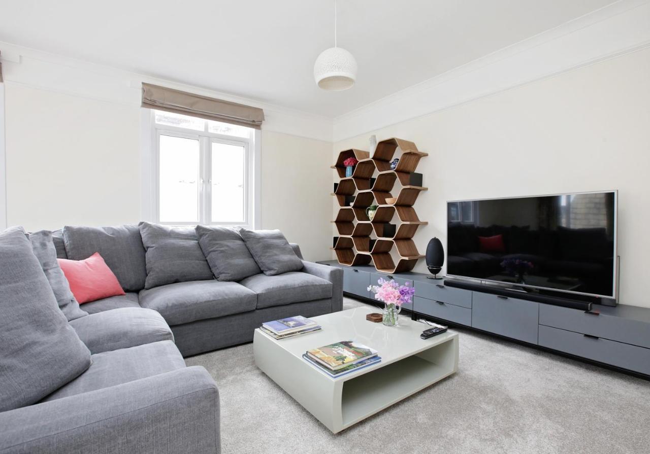 Hyde Park Mews W2 - Zone 1 * London