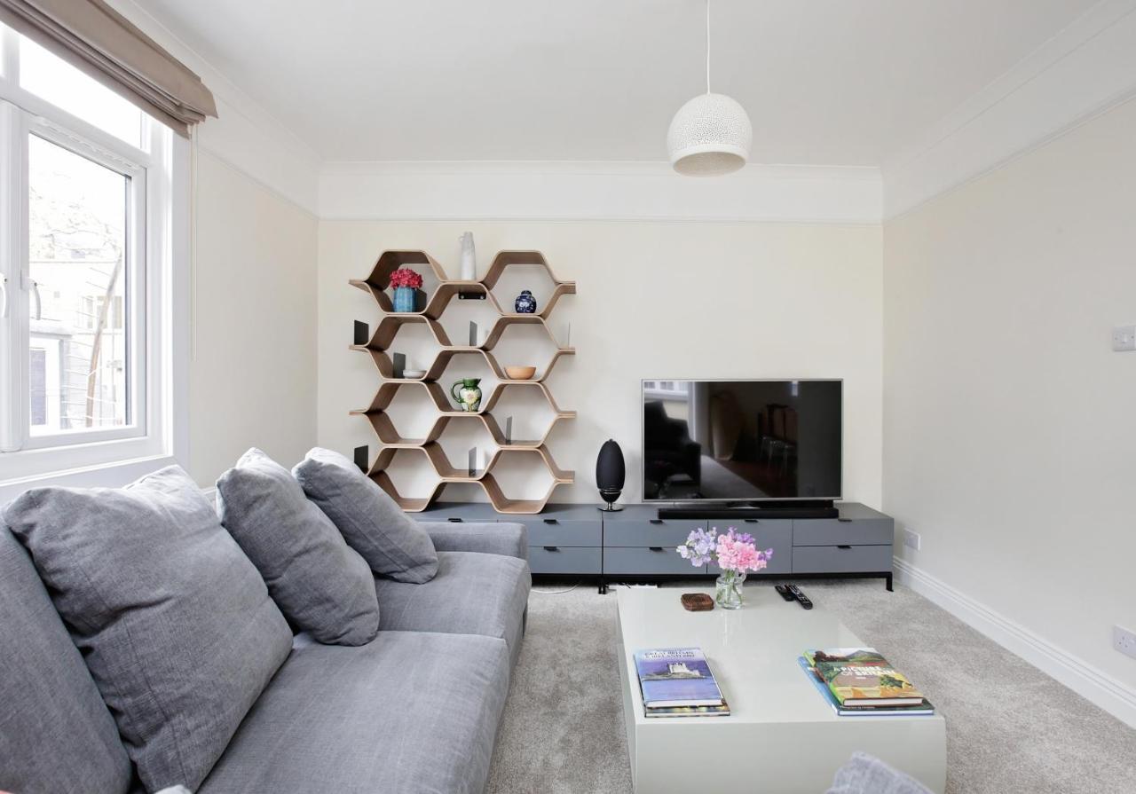 Hyde Park Mews W2 - Zone 1 Holiday home London
