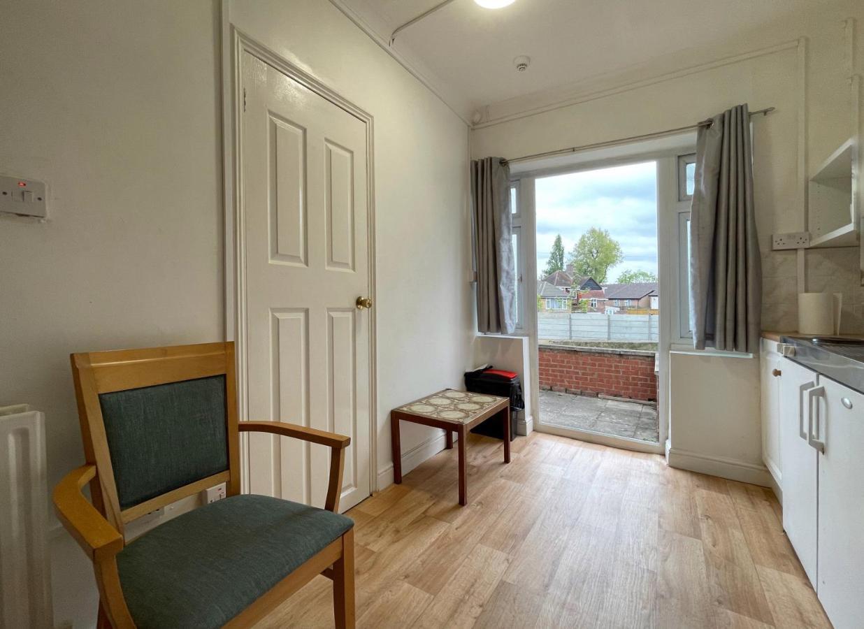 Luxury Near Wembley Stadium, Wembley Arena, Designer Outlet *