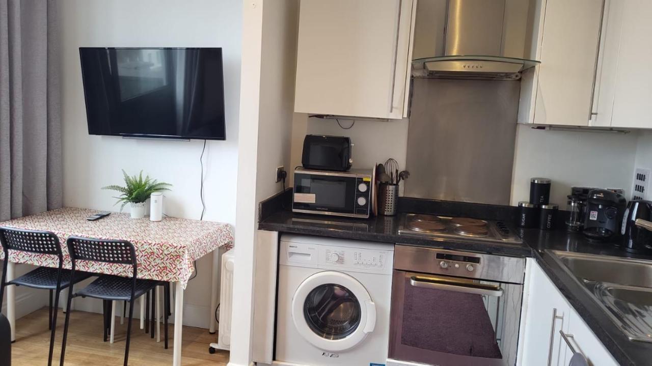Apartment Cosy Entire In Whitechapel/commercial Rd *