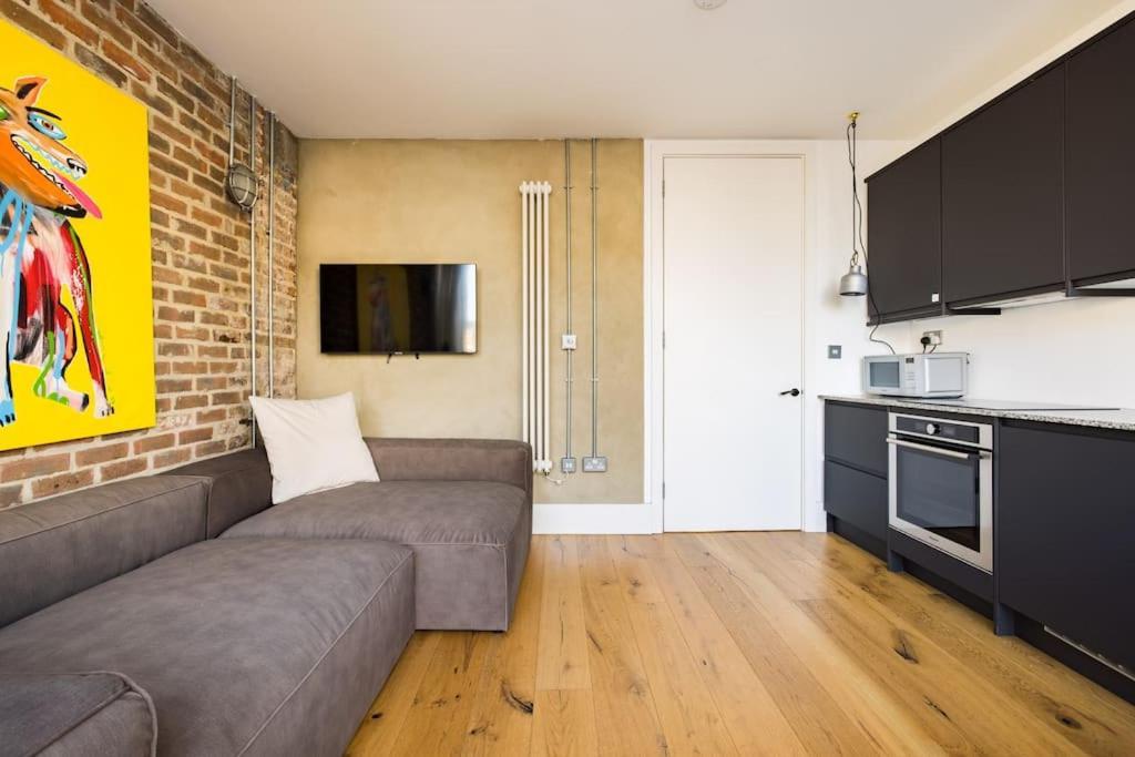 Cool Loft In Fashionable East