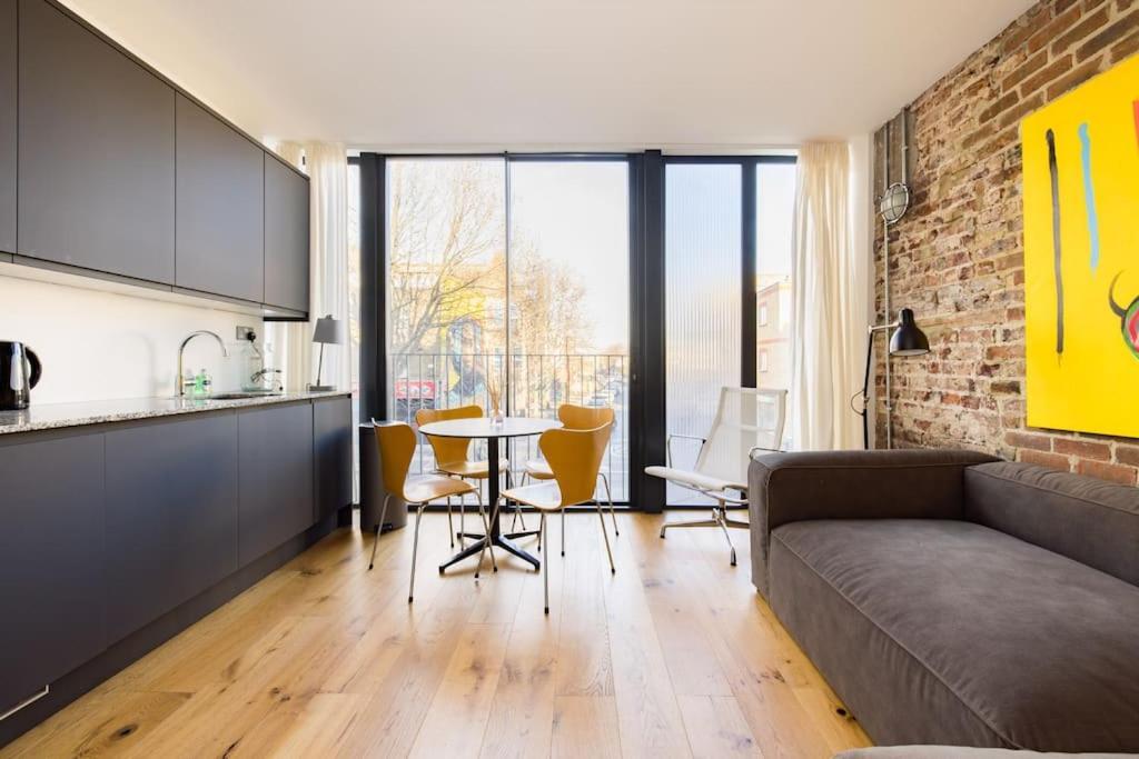 Cool Loft In Fashionable East