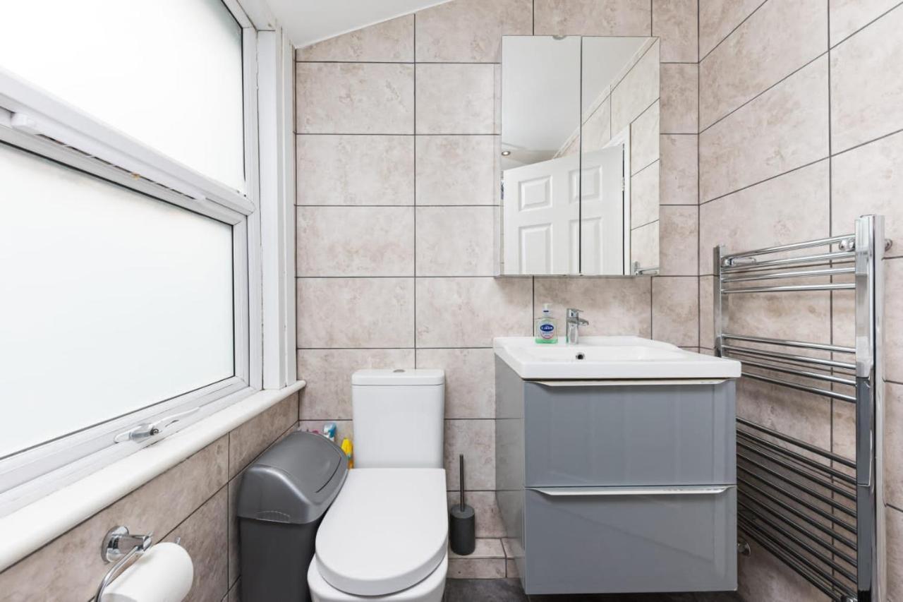 Cozy 4 Bedroom In Hackney, Сasa de vacaciones