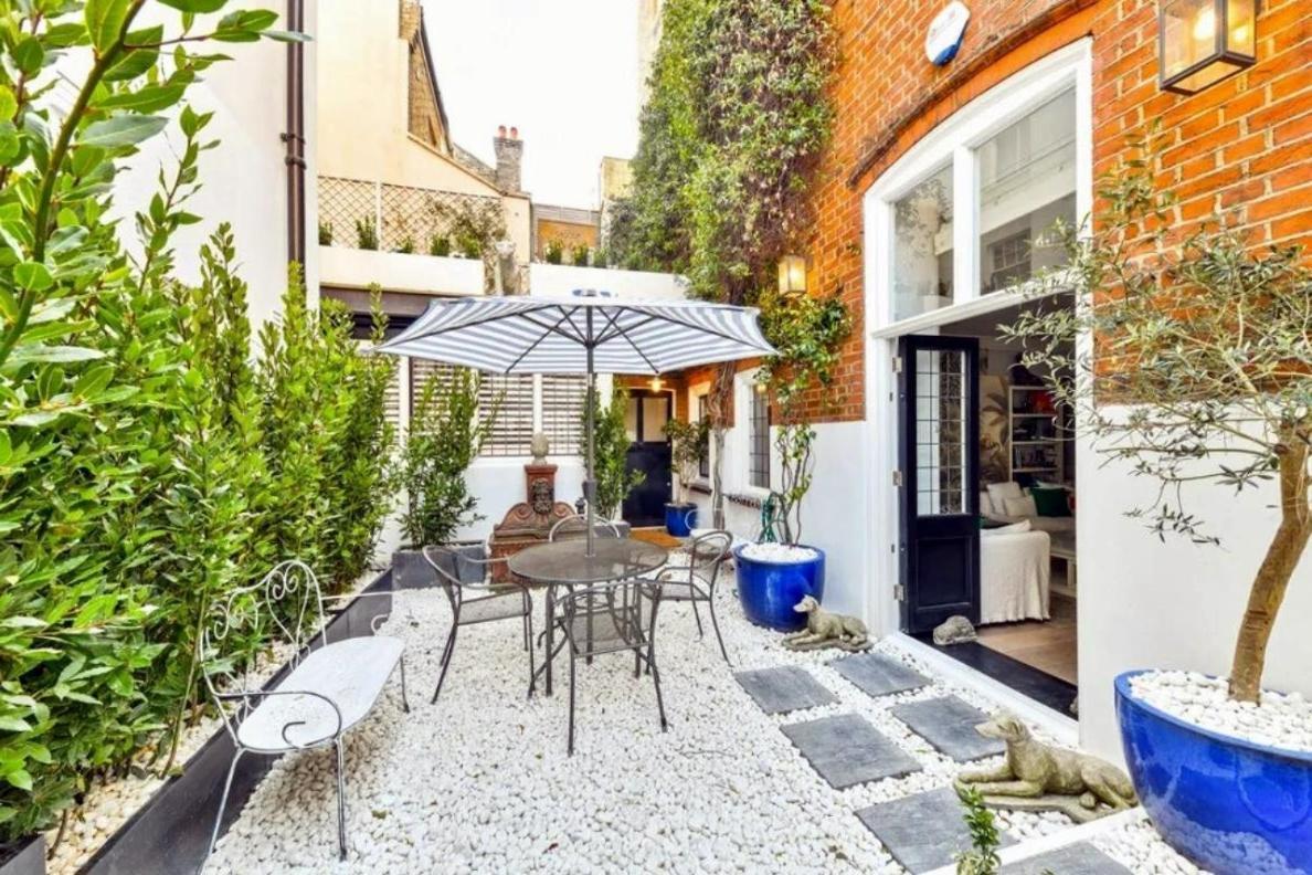 Very Bright Four Bedroom Flat *