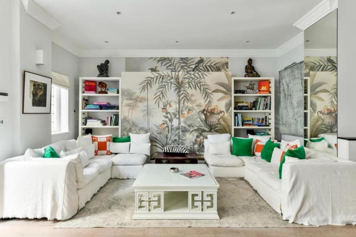 Very Bright Four Bedroom Flat