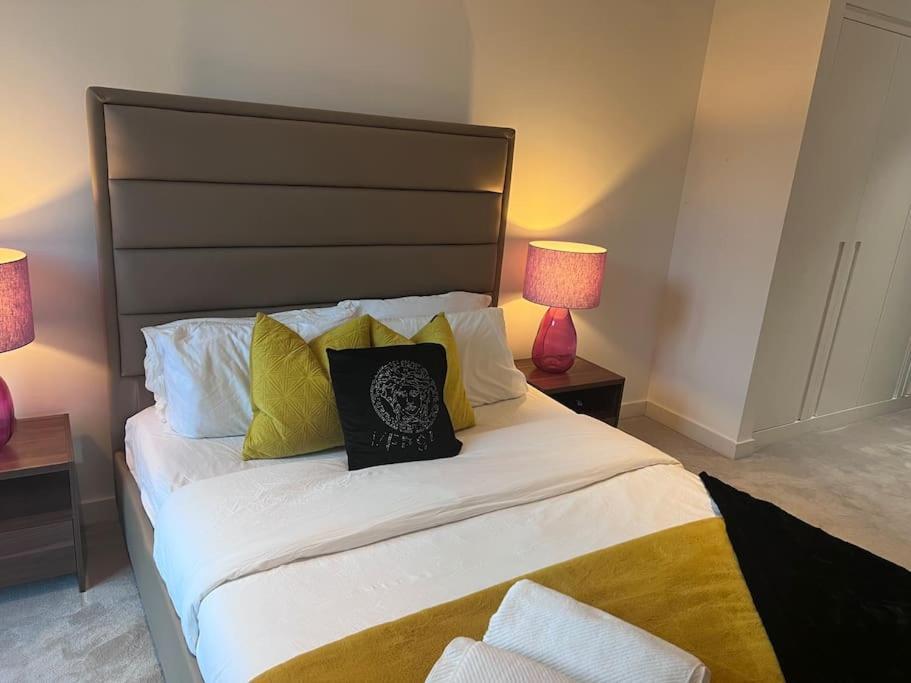 Appartement Lovely 2 Bed In Royal Wharf Londres