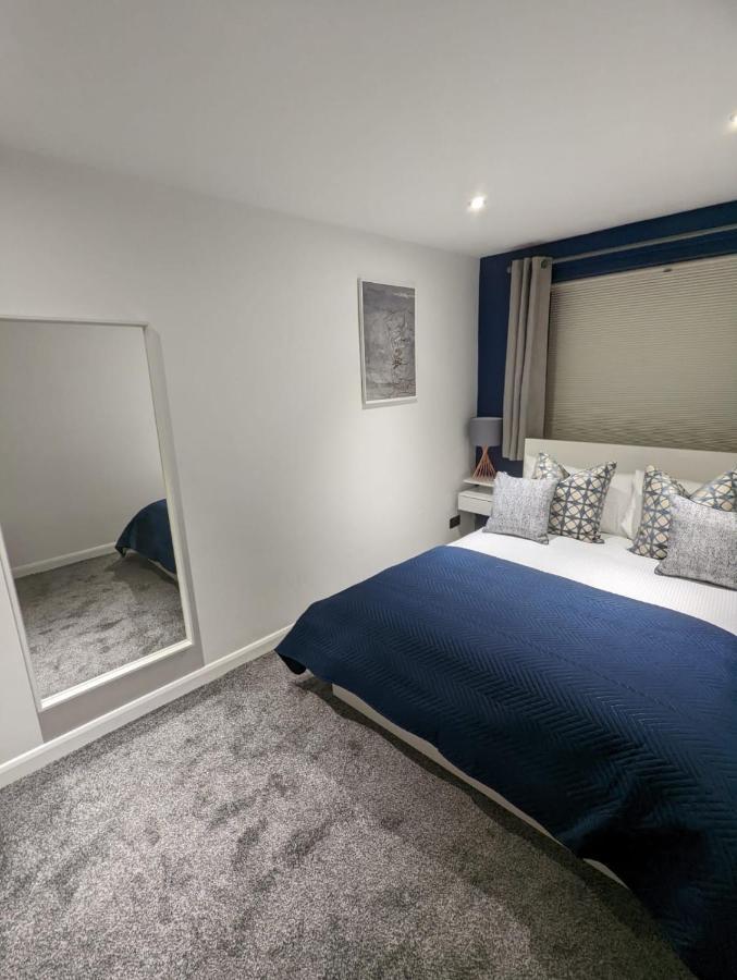 1 Bed Near Vibrant Bethnal Green London
