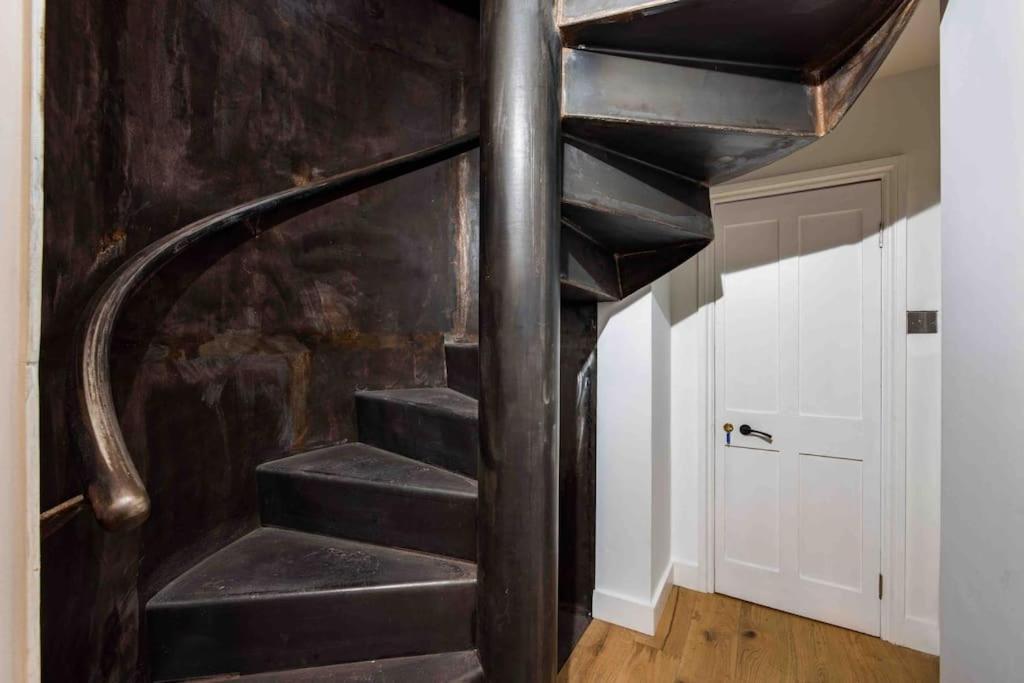 Stunning Notting Hill, 3 Bd, Fine Street, Garden * Londres