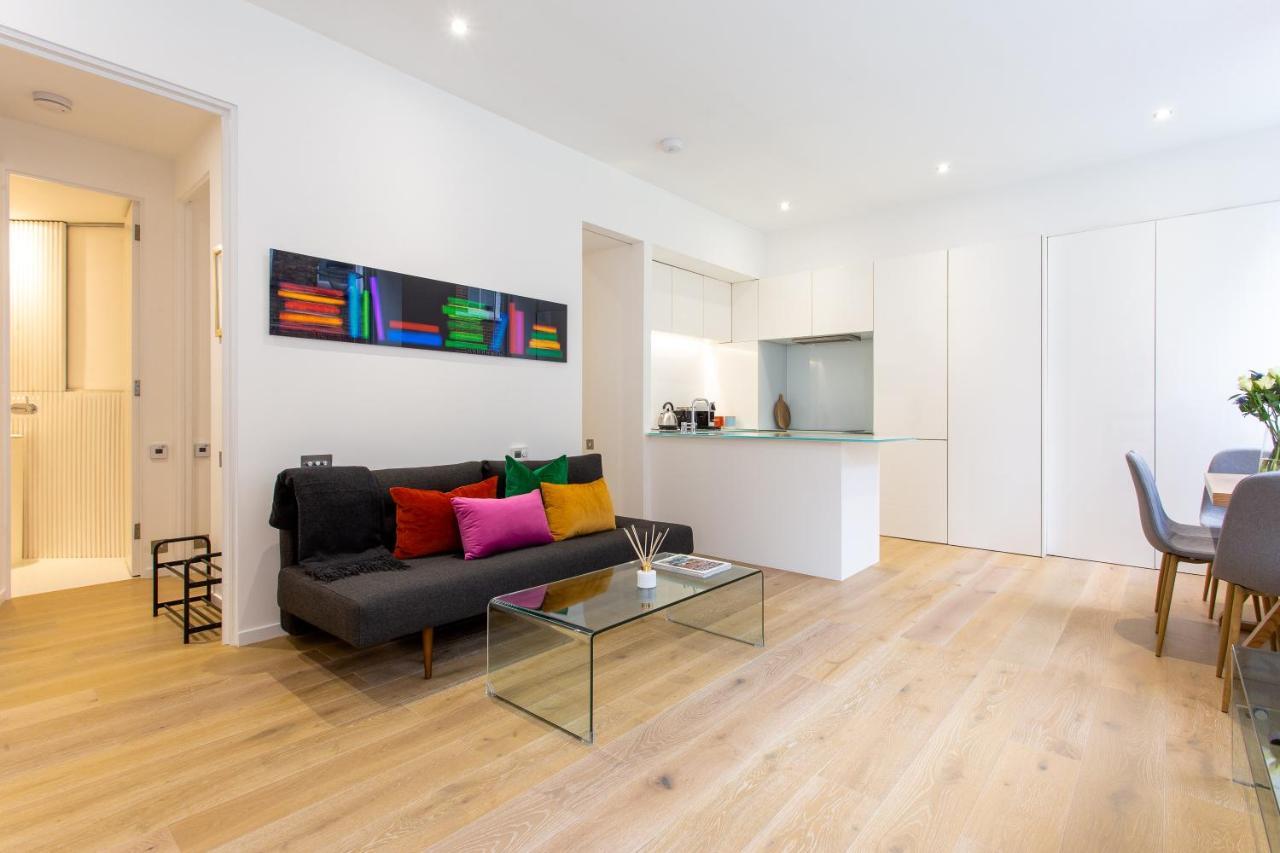 Appartement 2 Bed 2 Bath Off Regent Street Londres