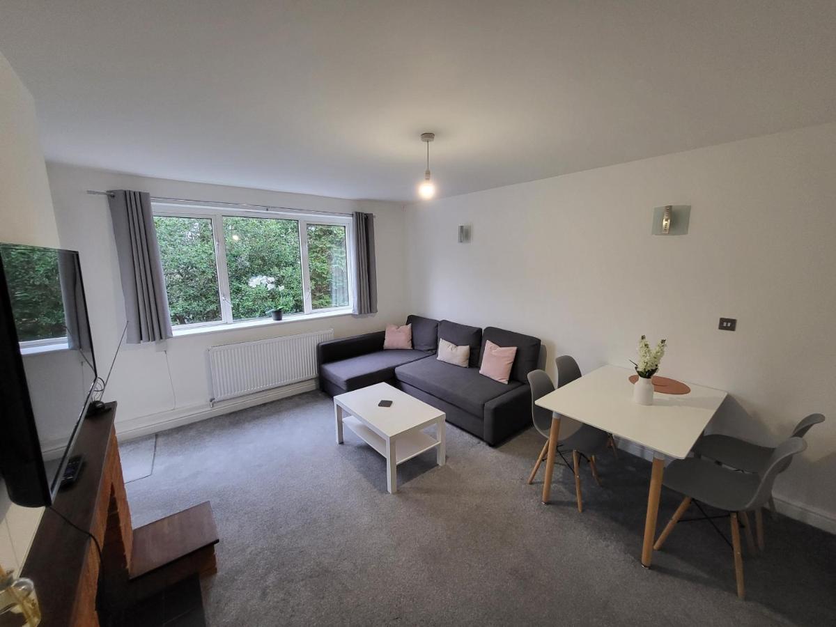 Modern 3 Bed Walking Distance To Wimbledon Tennis! *