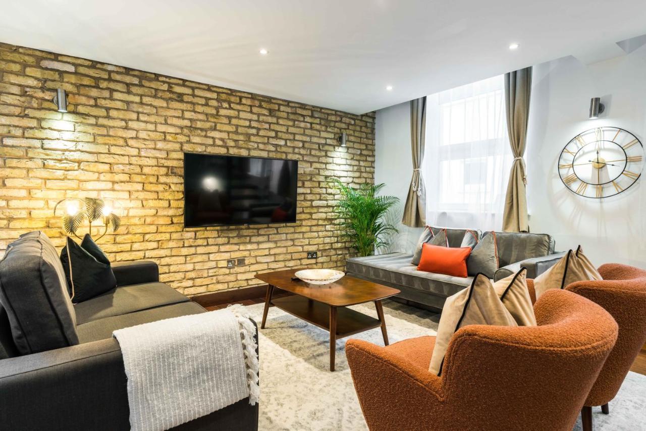 Knightsbridge Harrods 2 Bedrooms, 3 Beds, 2.5 Bath Appartement