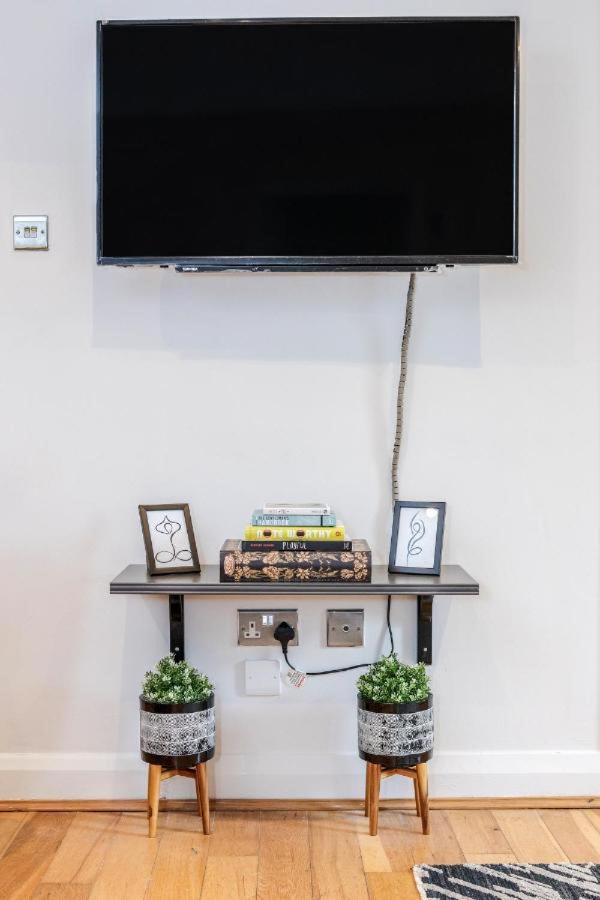 Stunning 2-bed Apt - Free Parking - Camden - - Zoo - Shop - Events Londres