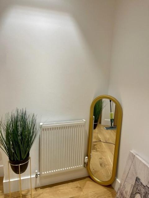 Monument Prime Location In The City Of Apartment *