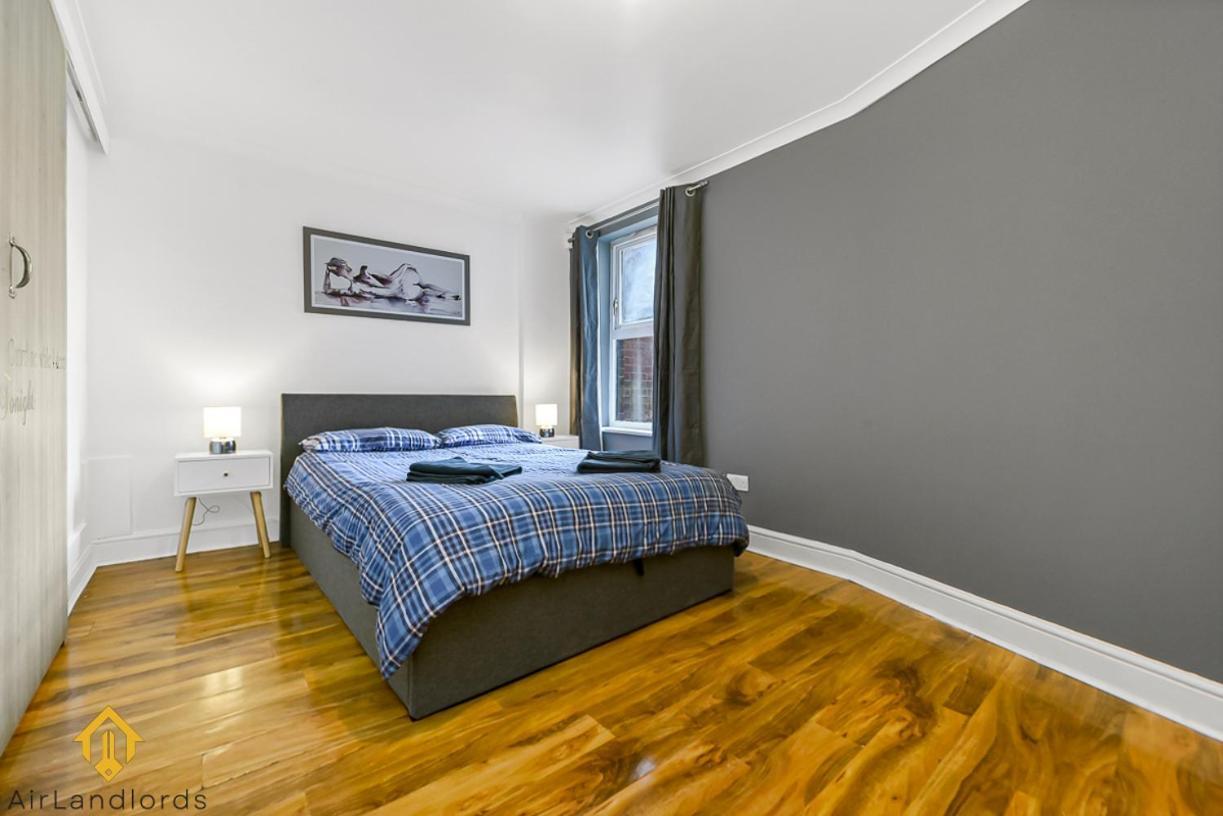 Apartment Charming River View 3 Bedroom In The Heart Of