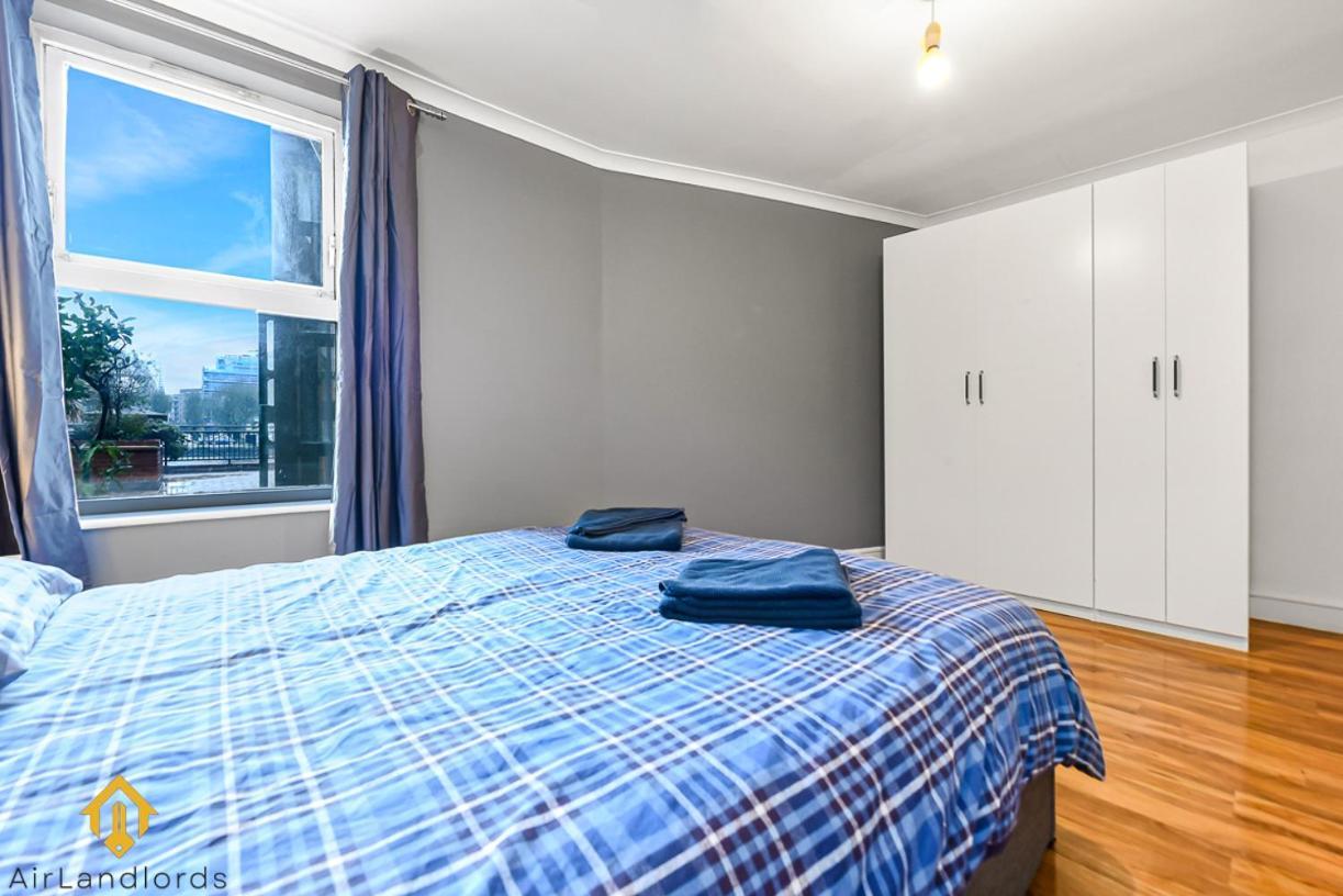 Charming River View 3 Bedroom In The Heart Of
