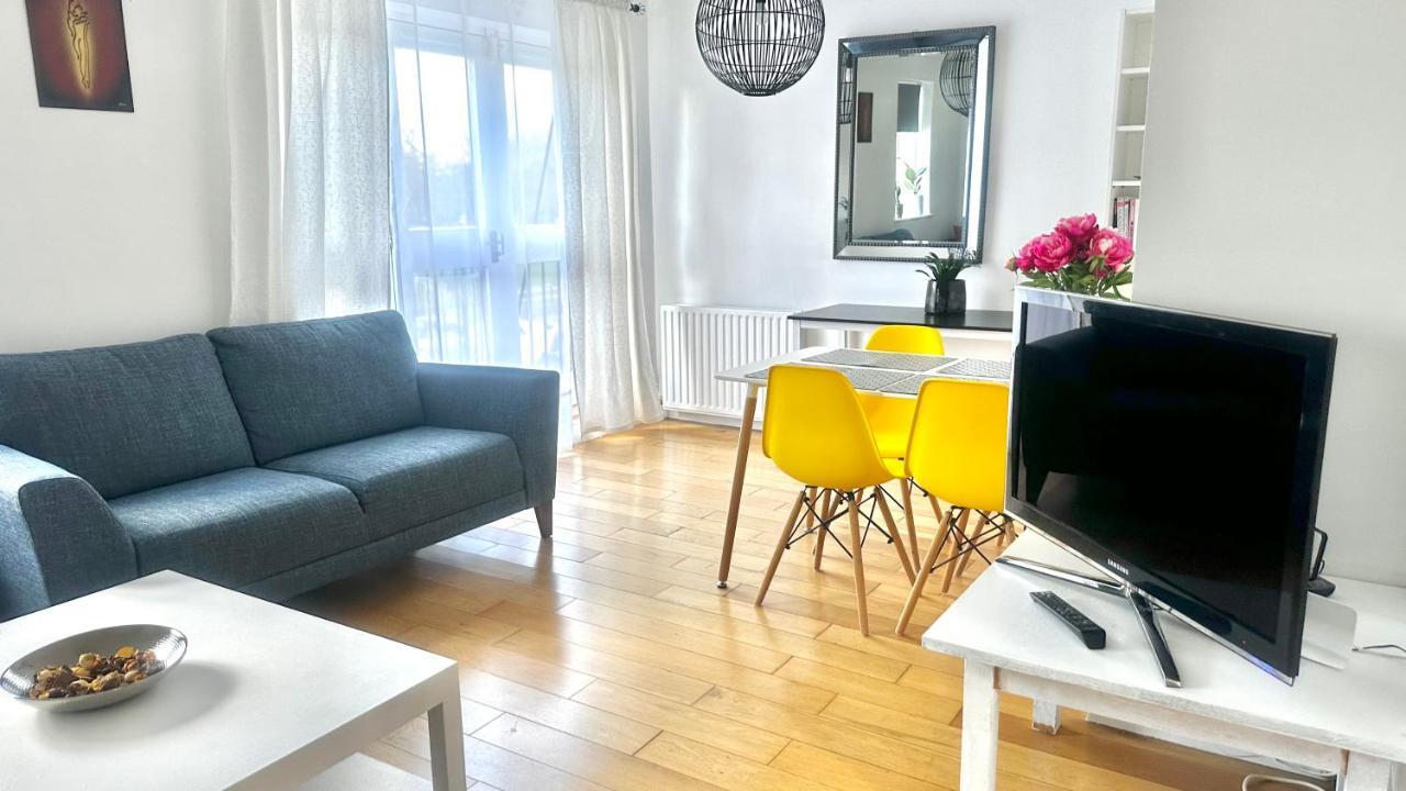 Amazing Location - Of London- 2 Bedroom Stunning Canal View House With Private Garden,parking & Balcony Londres