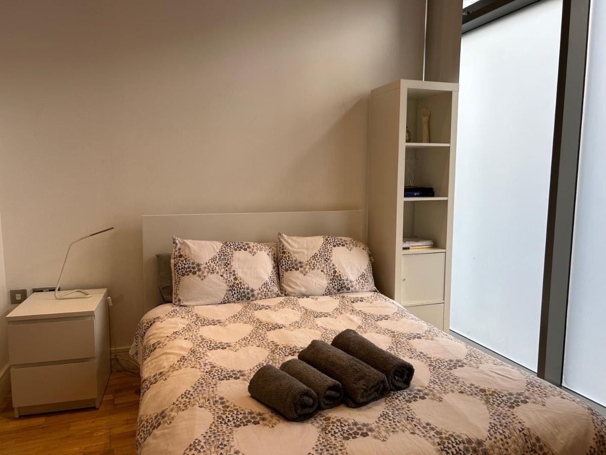 Fully Equipped In Greenwich - 1 Min To Station *