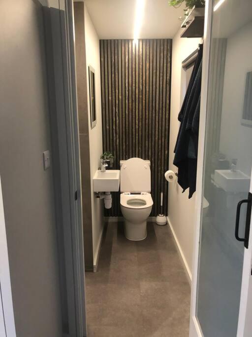 Brand New Studio Outhouse Putney Sw15 Apartamento *