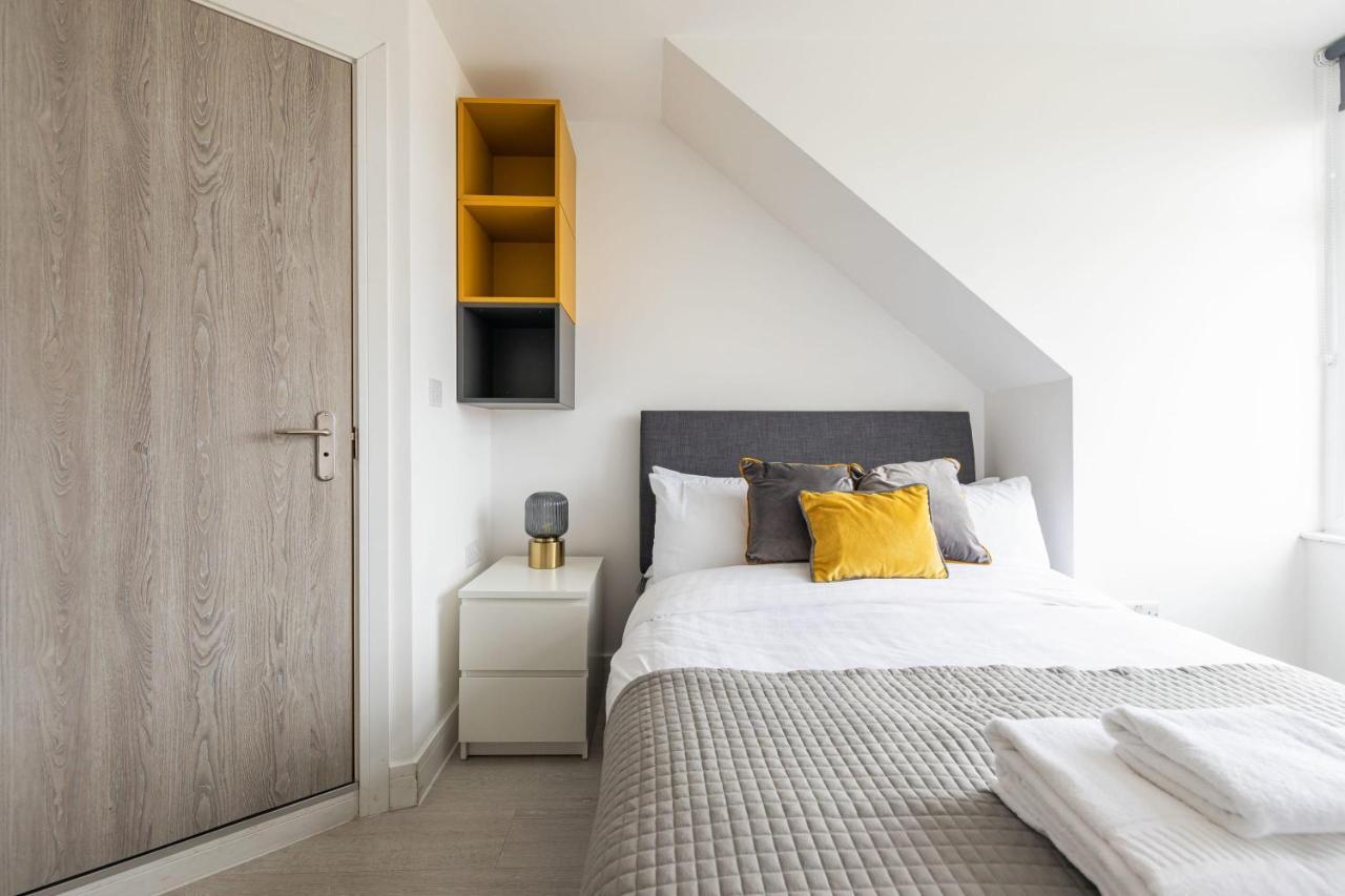 Charming With Kitchen & Laundry Near Tufnell Park * London