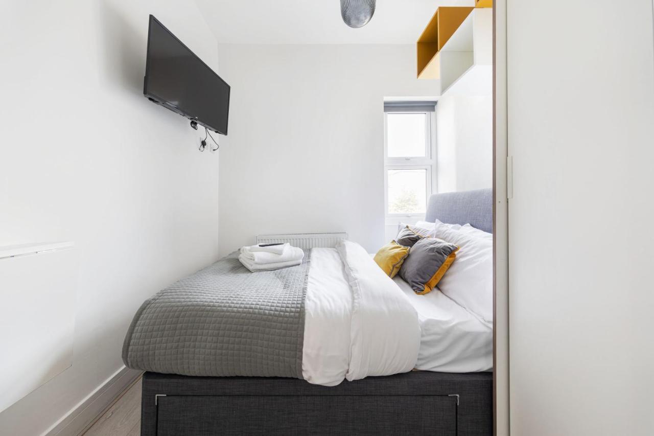 Functional Budget With Wi-fi And Laundry Facilities Near Tube Station Apartamento Londres
