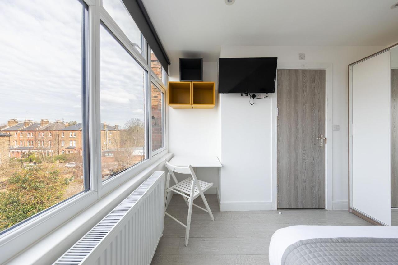 Apartamento Cozy With Shared Kitchen And Laundry Area *