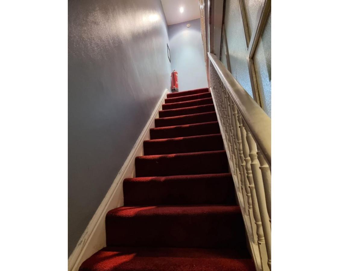 Apartamento 80 Inverness Terrace *