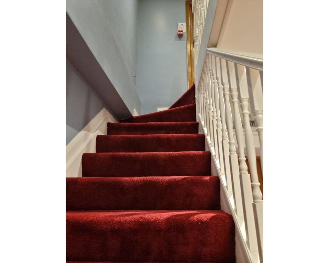 80 Inverness Terrace Apartamento