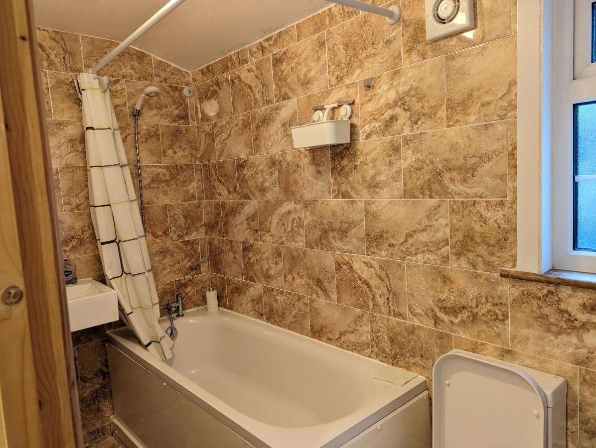Fully-equipped Flat In The Of