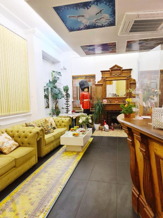 City London Hotel